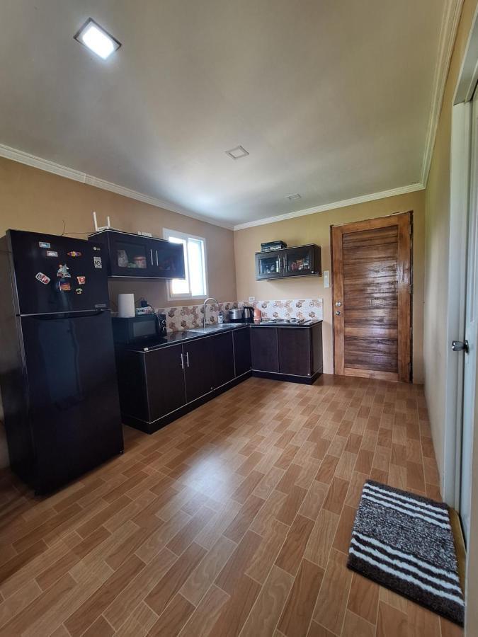 Joe'S Castle Panzió Sagbayan Kültér fotó